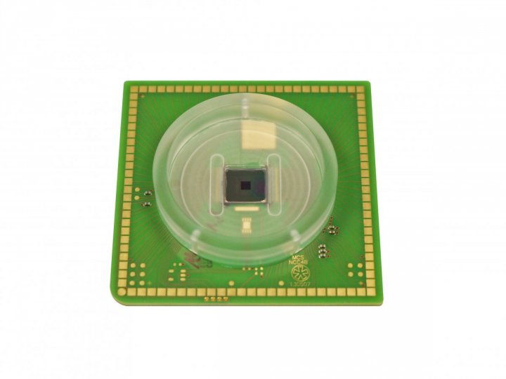 CMOS-MEA16_32-SCB