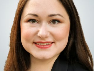 Dr. Fenja Siotto Dr. Fenja Siotto